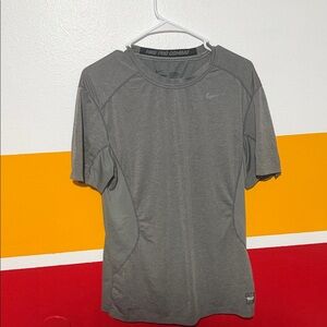 Nike Men's Short Sleeve Gray Tee